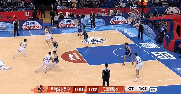 开云官方-王洪泽下顺接球扣空篮砍下20分，广东加时剩1分钟领先青岛4分