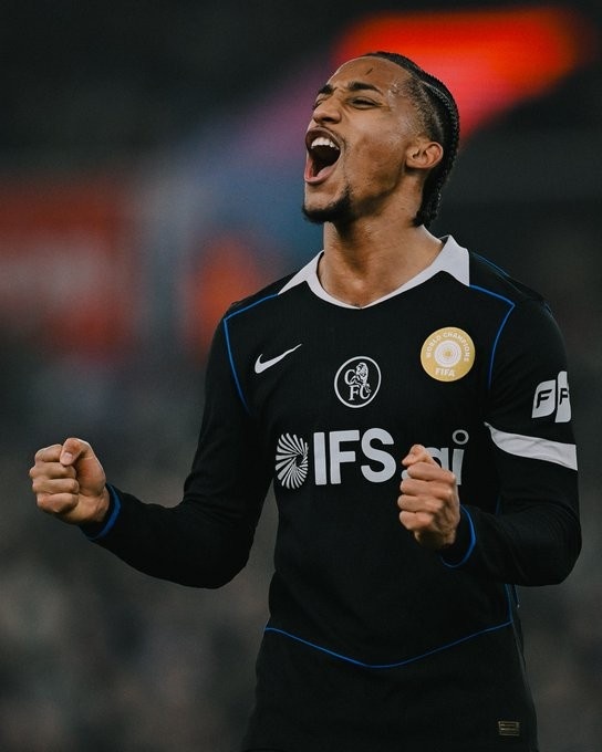 开云官方-7场3球1助!官方:若昂·佩德罗当选切尔西3月最佳球员