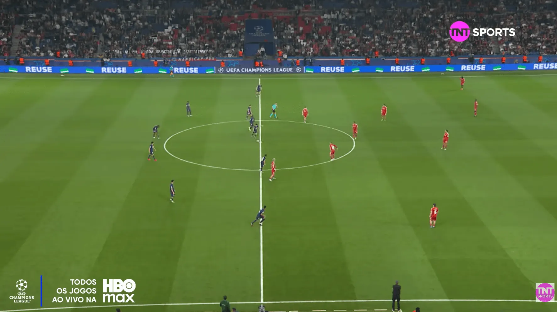 开云官方-麦考伊斯特:世界最佳球队巴黎开球竟出底线,完全不敢相信